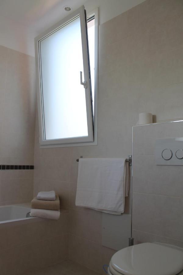 Agreable 3 Pieces Climatise Avec Vue Mer Et Parking Villefranche-sur-Mer Ngoại thất bức ảnh