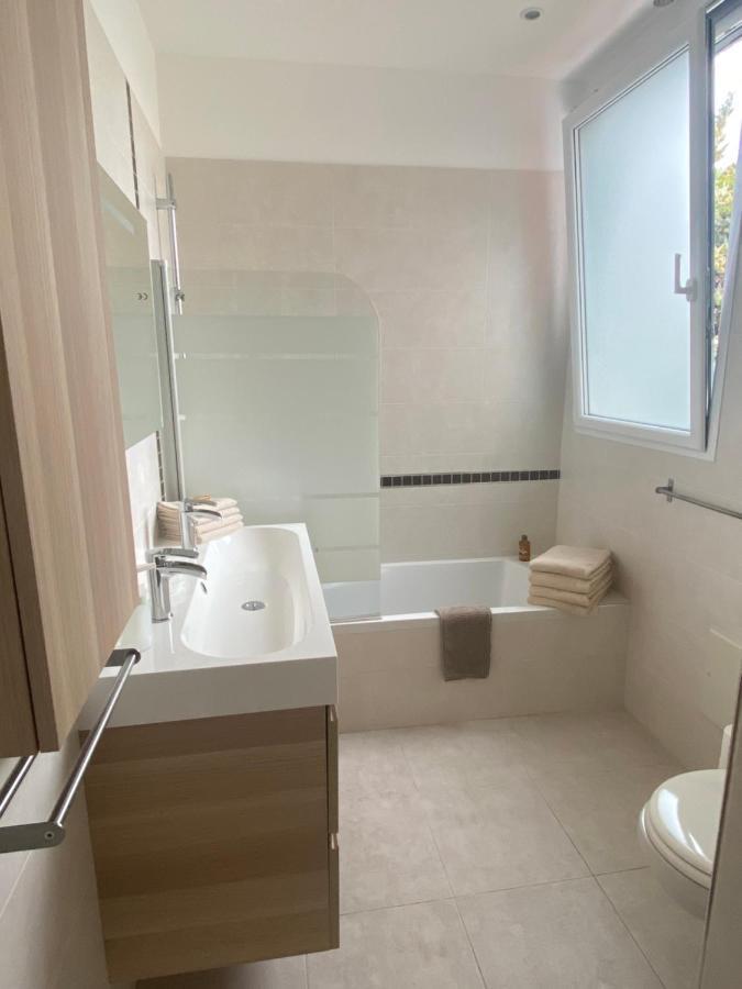 Agreable 3 Pieces Climatise Avec Vue Mer Et Parking Villefranche-sur-Mer Ngoại thất bức ảnh